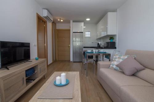 Vistamarina B208 By Ivi Real Estate Apartment ตอร์เรโมลิโนส ภายนอก รูปภาพ