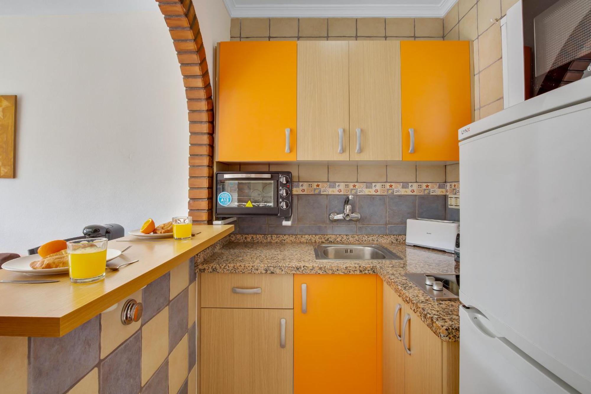 Vistamarina B208 By Ivi Real Estate Apartment ตอร์เรโมลิโนส ภายนอก รูปภาพ